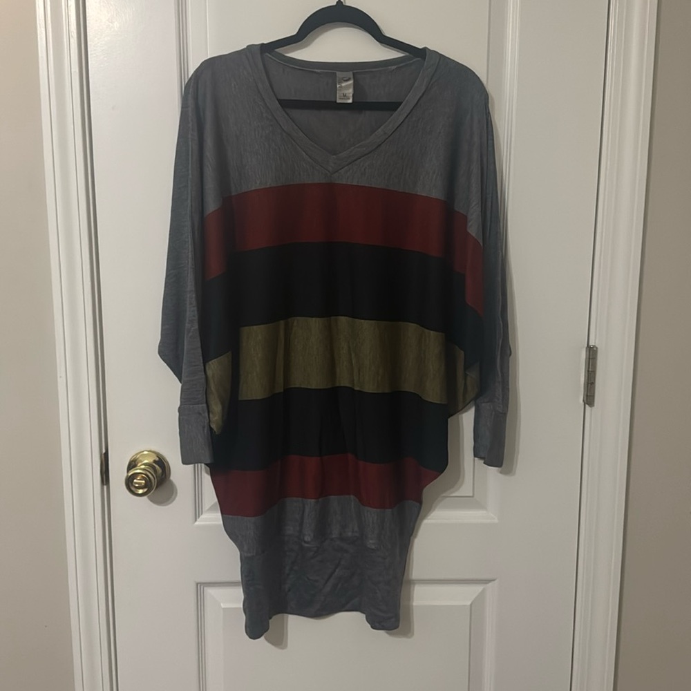 Go Couture v neck shirt dress, new never wore great with leggings and boots